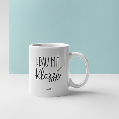 Keramik Lehrer Becher mit Frau mit Klasse Motiv von Teachly