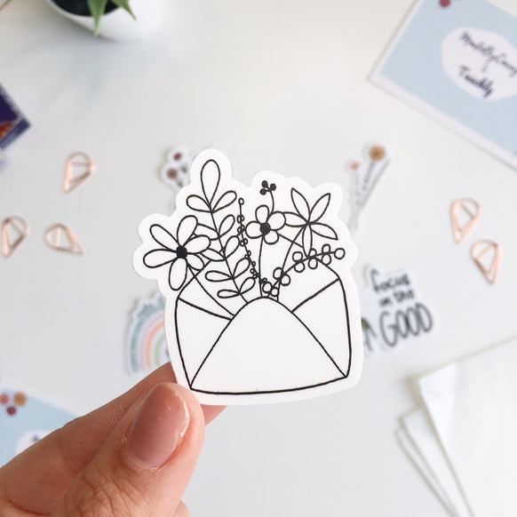 Der Flower Envelope Aufkleber aus dem Bloom Sticker Set von Teachly und MadeByCarry